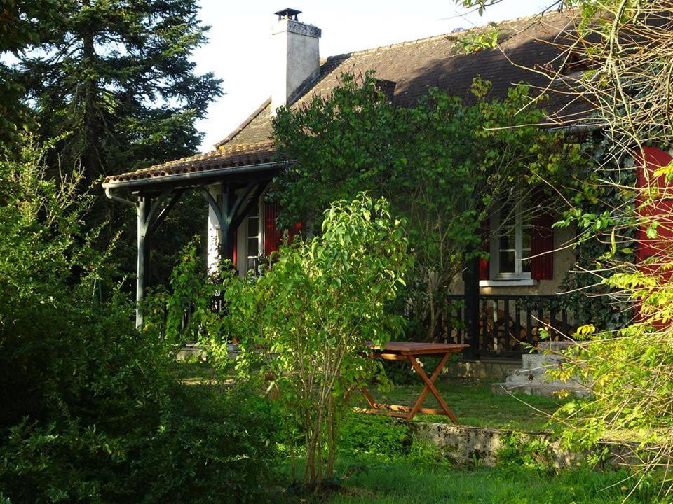 B&B Les Quatre Vents Montpon-Menesterol Exterior foto